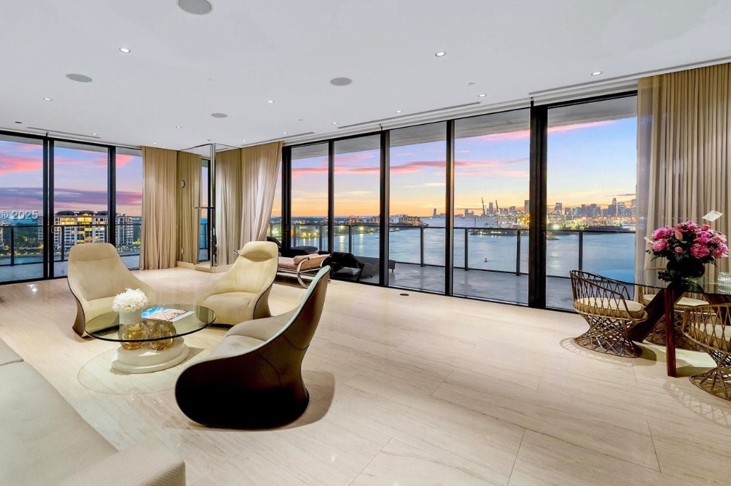 A Rare Opportunity to Own a Breathtaking Southwest Corner Unit at Apogee